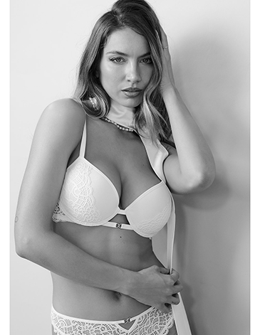 Conjunto tul y puntilla taza soft con less T85/100 MARCELA KOURY