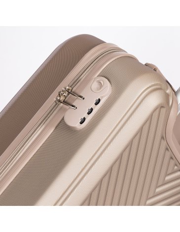 Carry On - TRAVEL TECH