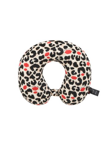 Set de Viaje Almohada + Mascara - LAS OREIRO LOVE