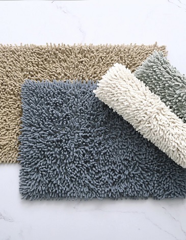 Alfombra de baño con tejido shaggy 60 x 40 cm ALCOYANA
