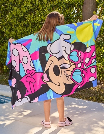 Toallon con Bolso Microfibra 70x130cm MINNIE PIÑATA