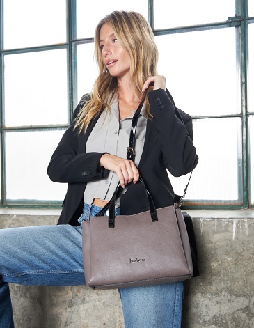 Cartera Barbara Bags