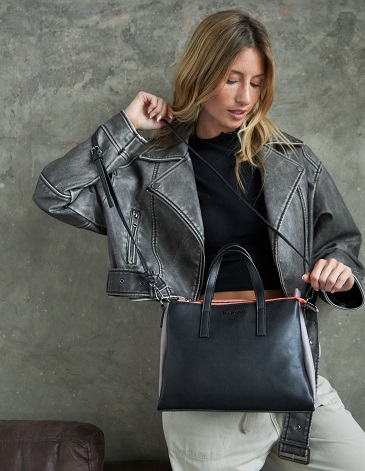 Cartera Barbara Bags