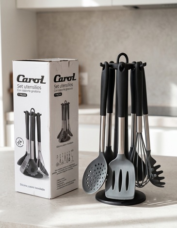 Set de Utensillos x 7 piezas de silicona y acero inoxidable CAROL